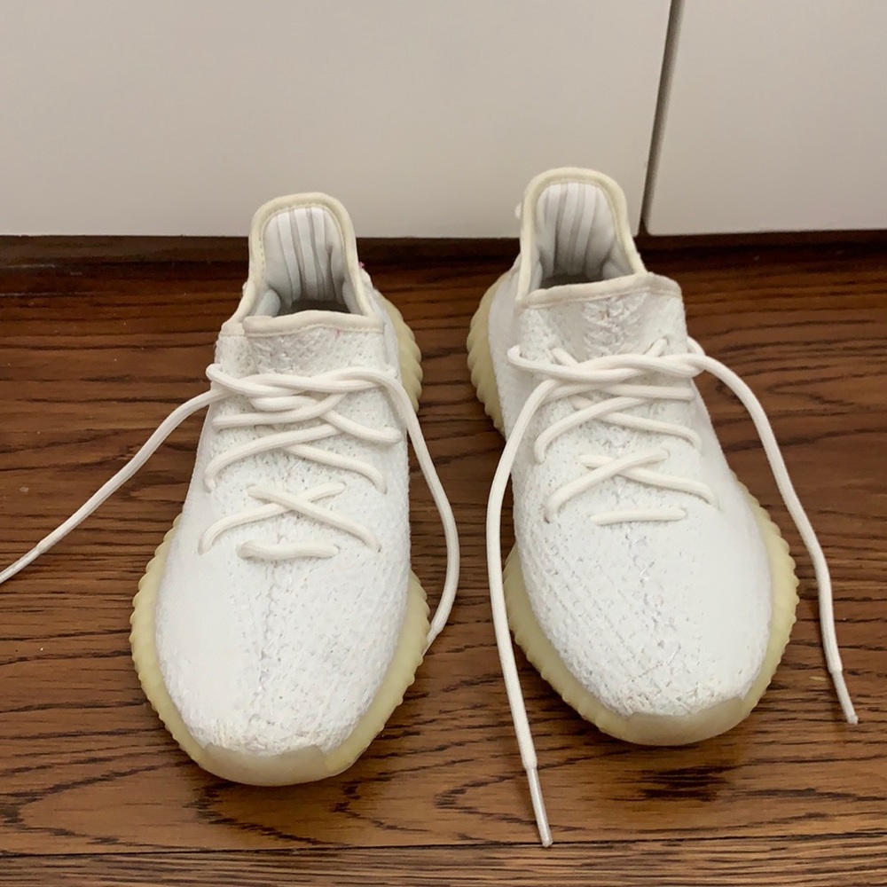 White Adidas Yeezys